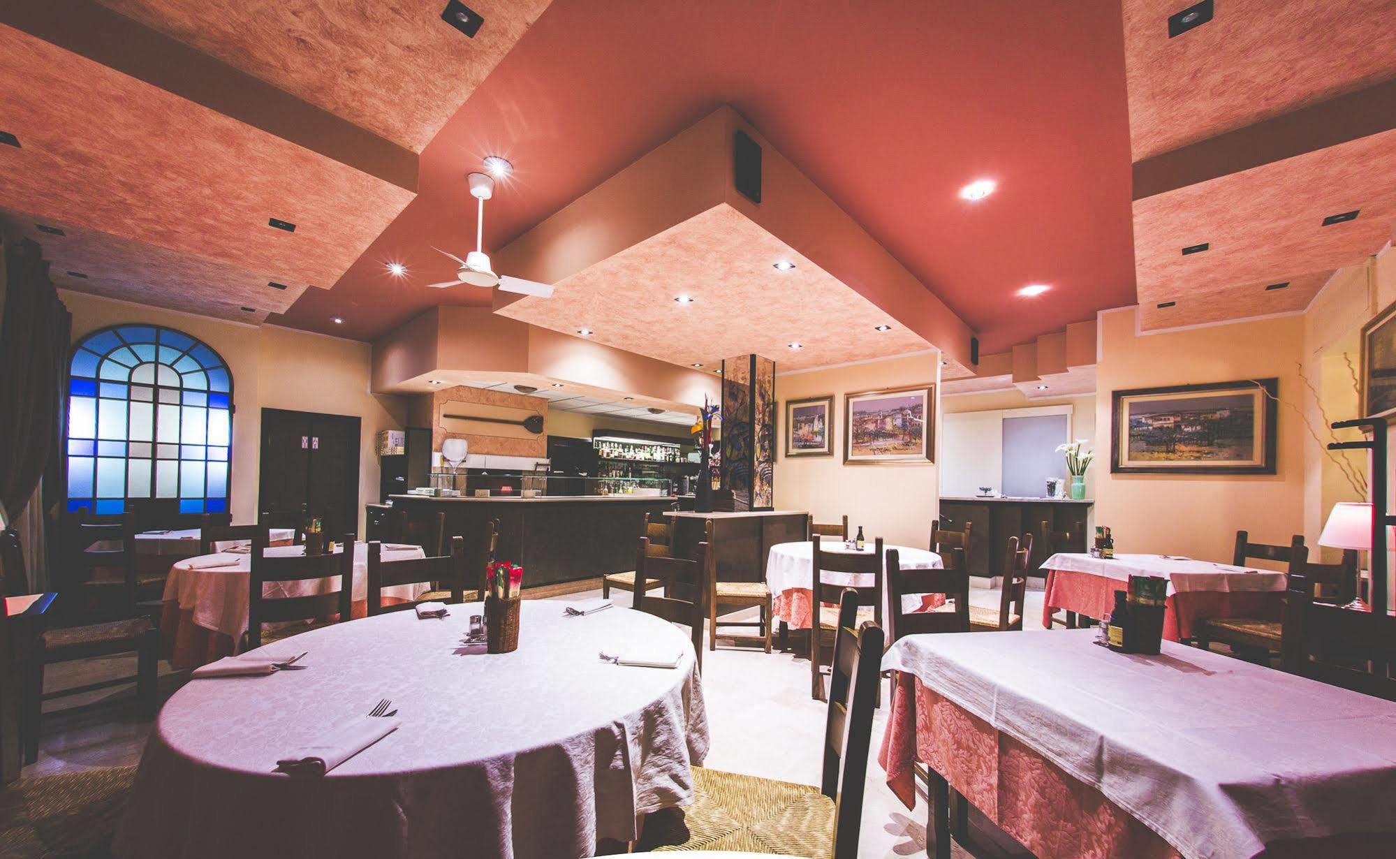 Quari Hotel Restaurant & Pizza Cologna Veneta Exterior foto